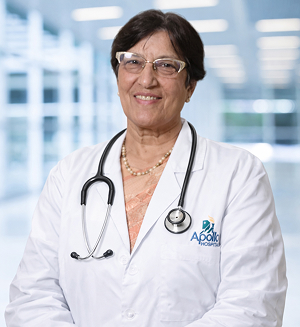 Dr Veena Kalra