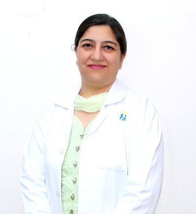 Dr Smita Malhotra